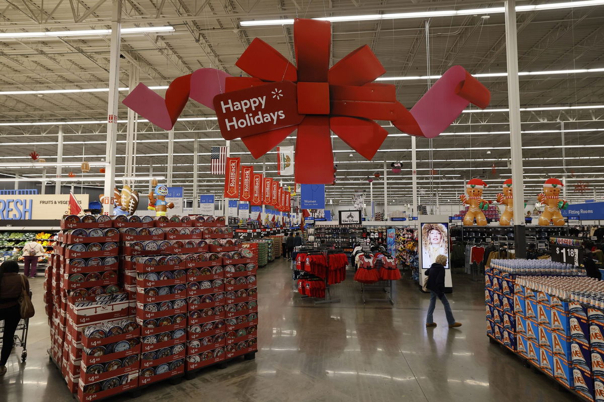 <i>Allen J. Schaben/Los Angeles Times/Getty Images via CNN Newsource</i><br/>Shoppers at the Walmart Supercenter in Burbank during Walmart's multi-week Annual Deals Shopping Event in Burbank on Nov. 21.