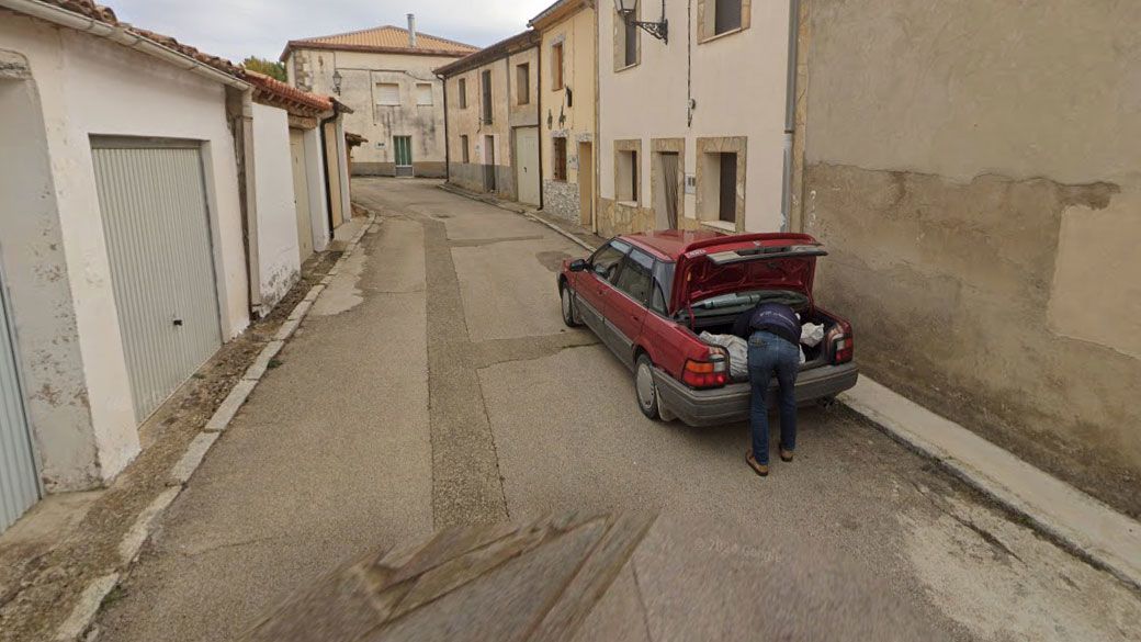 <i>Google Maps via CNN Newsource</i><br/>A Google Maps image showing a man leaning over the trunk of a car in Tajueco