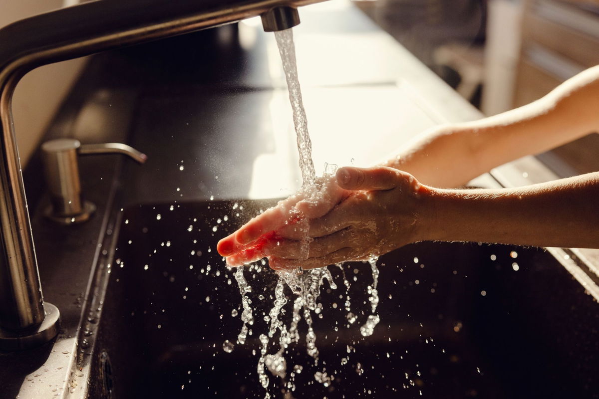 <i>mrs/Moment RF/Getty Images via CNN Newsource</i><br/>Frequent handwashing can help reduce the chance of contracting and spreading norovirus and other gastrointestinal illnesses.