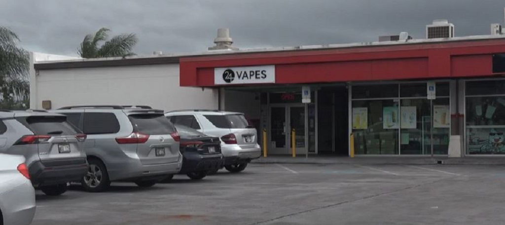 <i>KITV via CNN Newsource</i><br/>Three men were arrested after an armed robbery at a local vape shop that happened in Kunia. Local Kunia businesses near the shop are also on high alert after last night’s events.