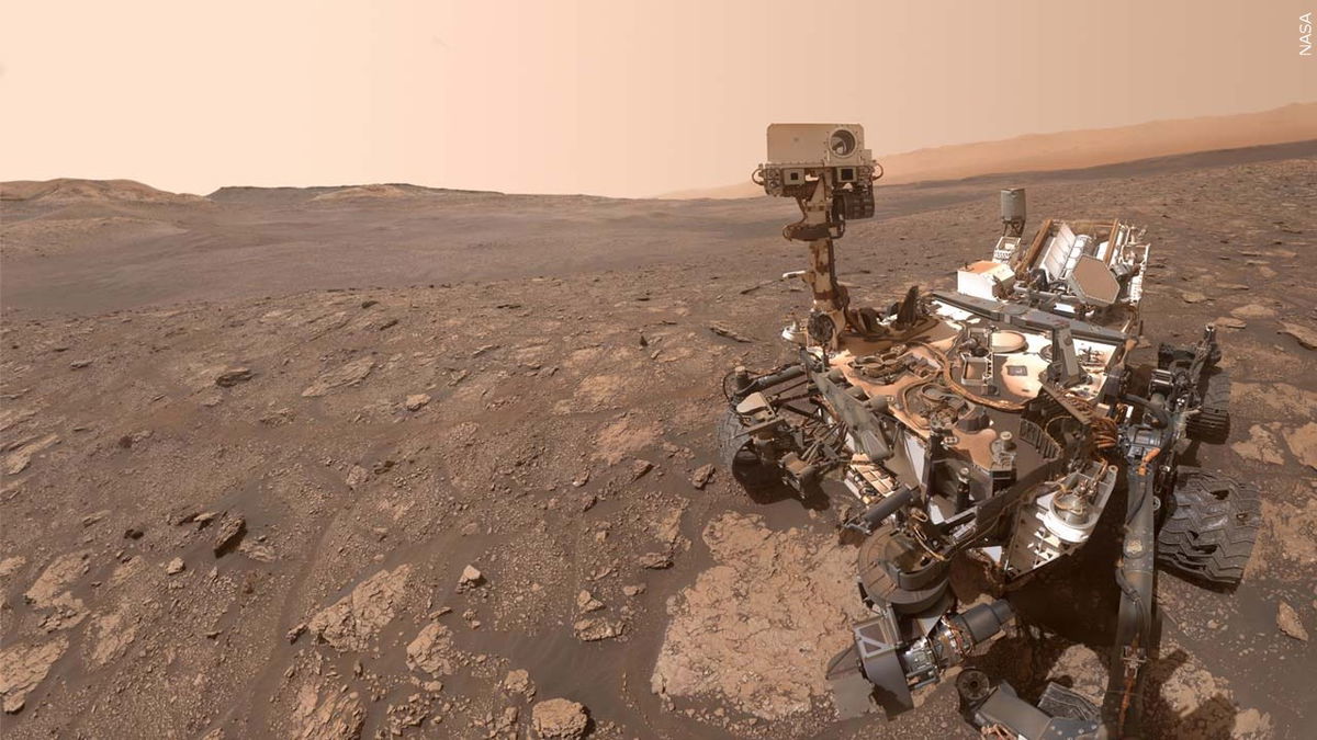 NASA Curiosity takes self portrait, Photo Date: 11/12/2020