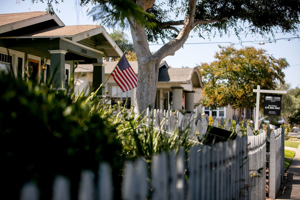 <i>Sam Hodgson/San Diego Union Tribune/Shutterstock via CNN Newsource</i><br/>Mortgage rates jumped again in the last week of 2024 despite three interest rate cuts from the Federal Reserve that year.