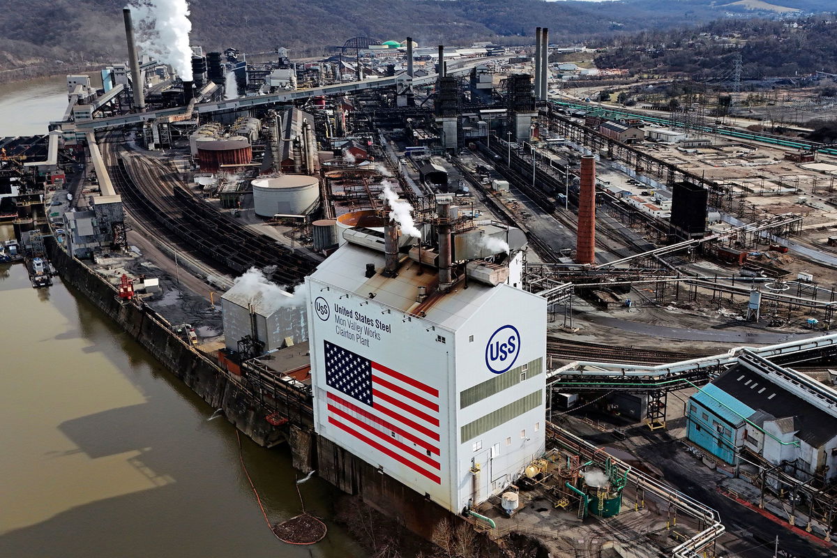 <i>Gene J. Puskar/AP/File via CNN Newsource</i><br/>A US Steel plant in Clairton