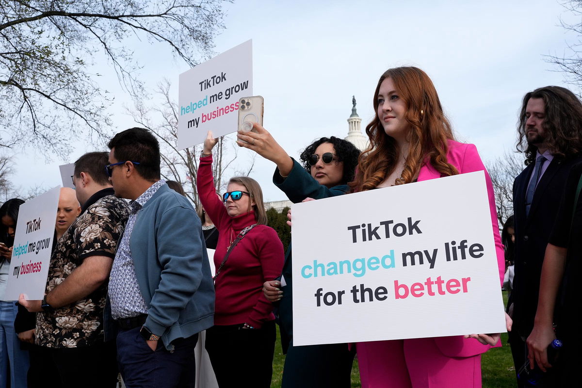 <i>J. Scott Applewhite/AP/File via CNN Newsource</i><br/>Devotees of TikTok gather at the Capitol in Washington