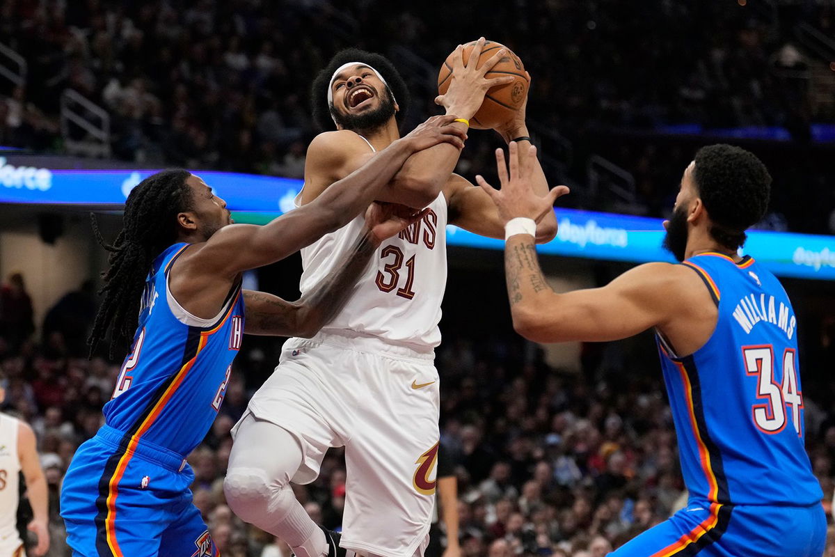 <i>Sue Ogrocki/AP via CNN Newsource</i><br/>Cleveland Cavaliers face the Oklahoma City Thunder on January 8