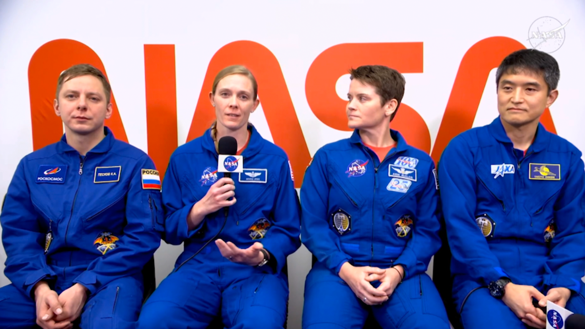 Astronaut Nichole Ayers shares how Pikes Peak region upbringing got her ...