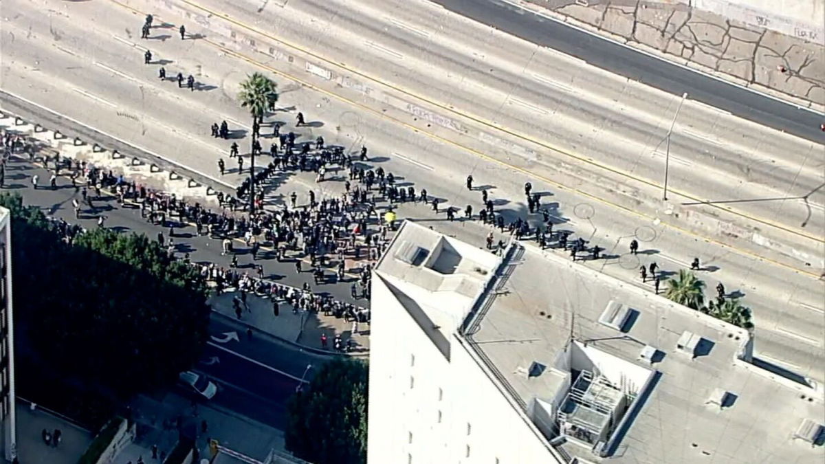 <i>KABC via CNN Newsource</i><br />Police use an